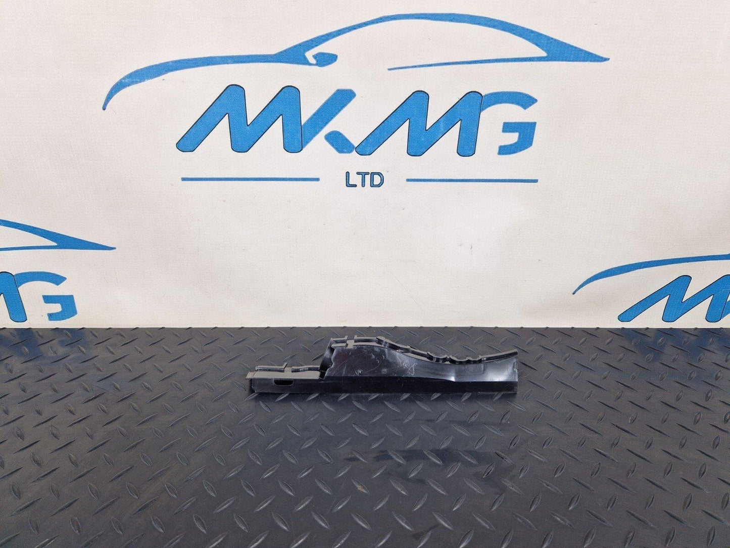 16-24 AUDI A5 F5 WIPER MOTOR COVER TRIM 8W0971871H