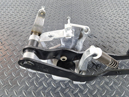 14-21 MERCEDES BENZ C200 W205 OEM MANUAL CLUTCH BRAKE PEDAL A2052910101
