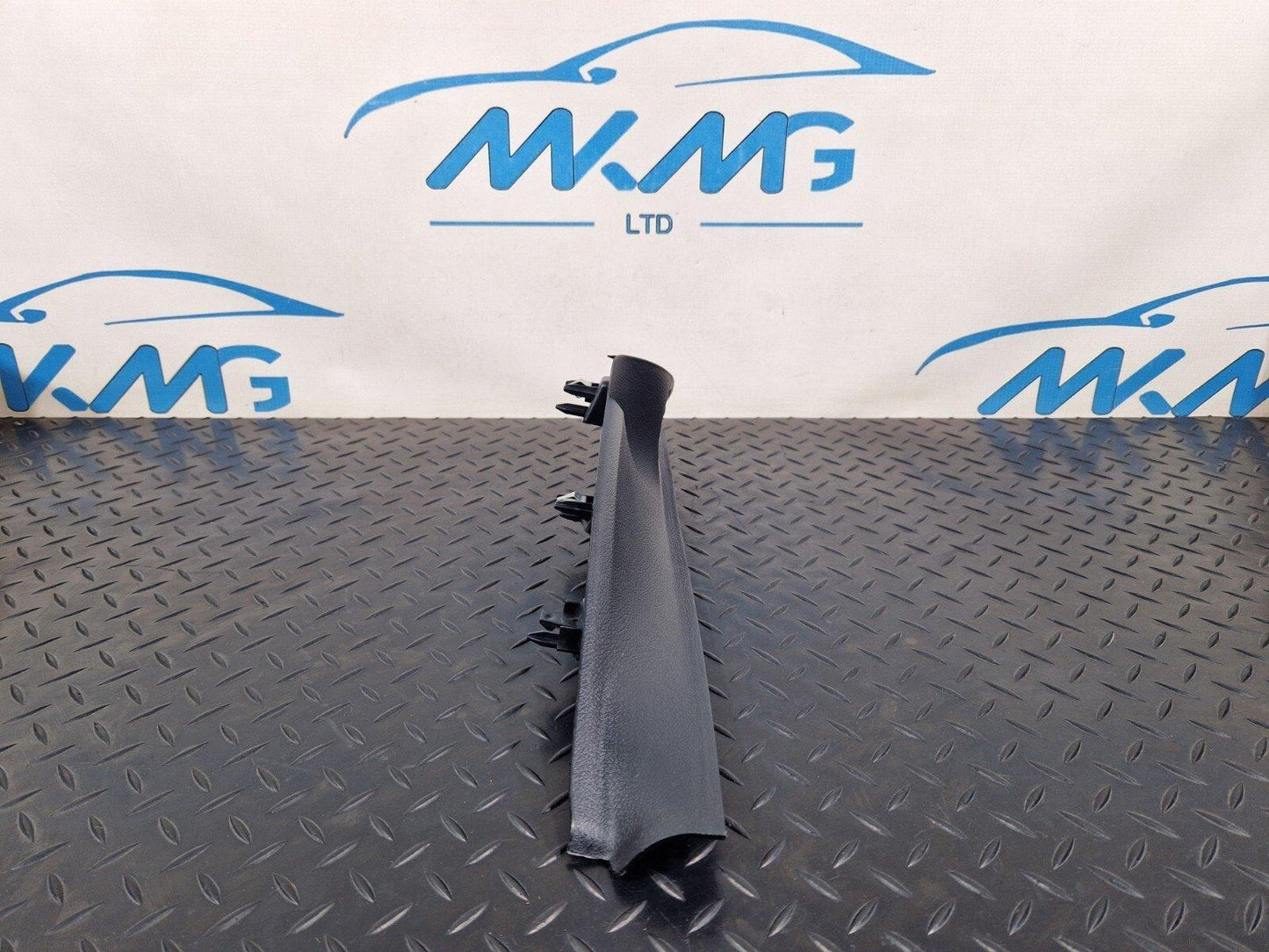 14-23 MERCEDES BENZ VITO W447 OEM FRONT RIGHT O/S DASHBOARD END TRIM COVER PANEL