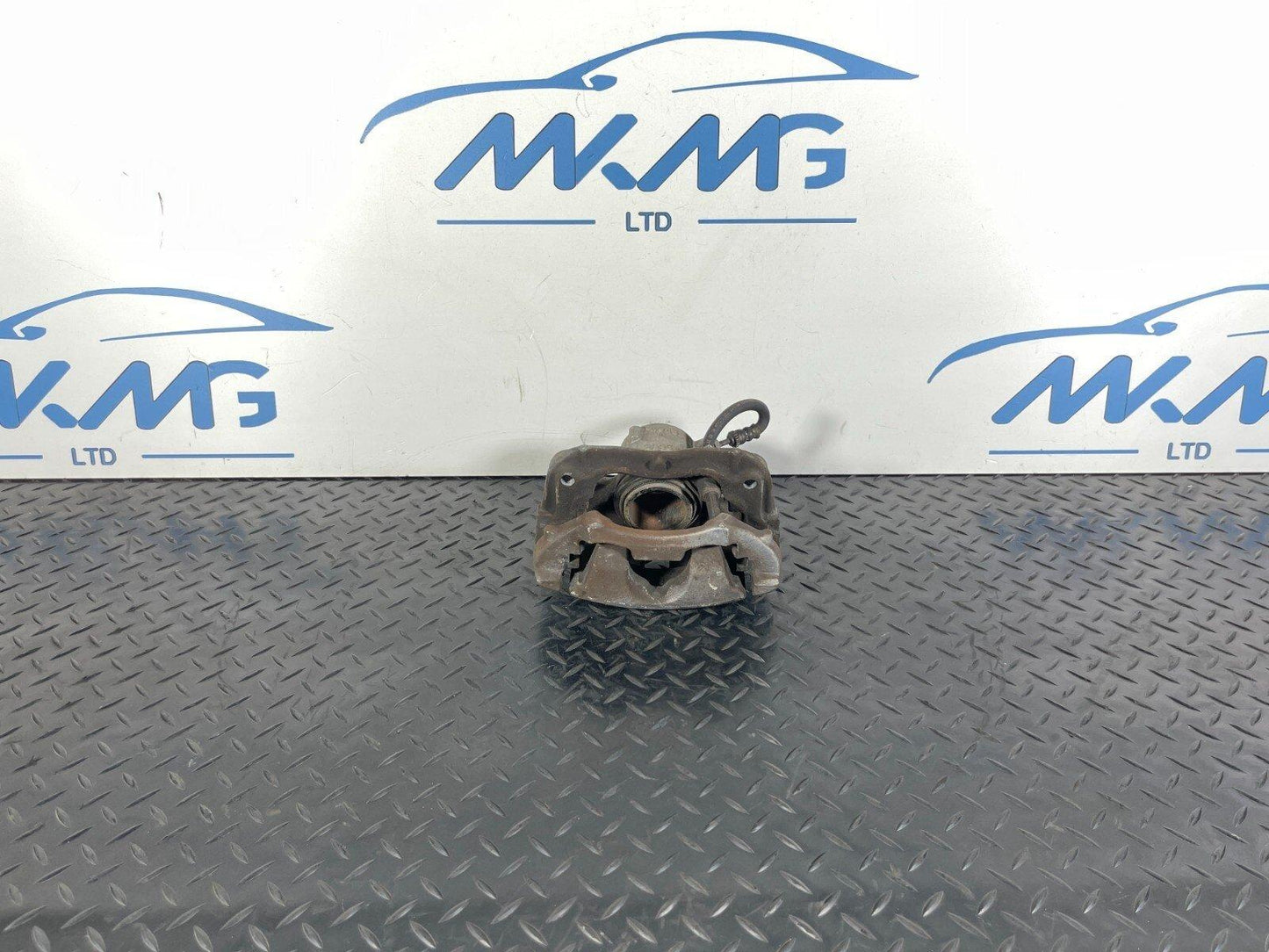 BMW 2 Gran Coupe F44 Front Right Brake Caliper 6798946