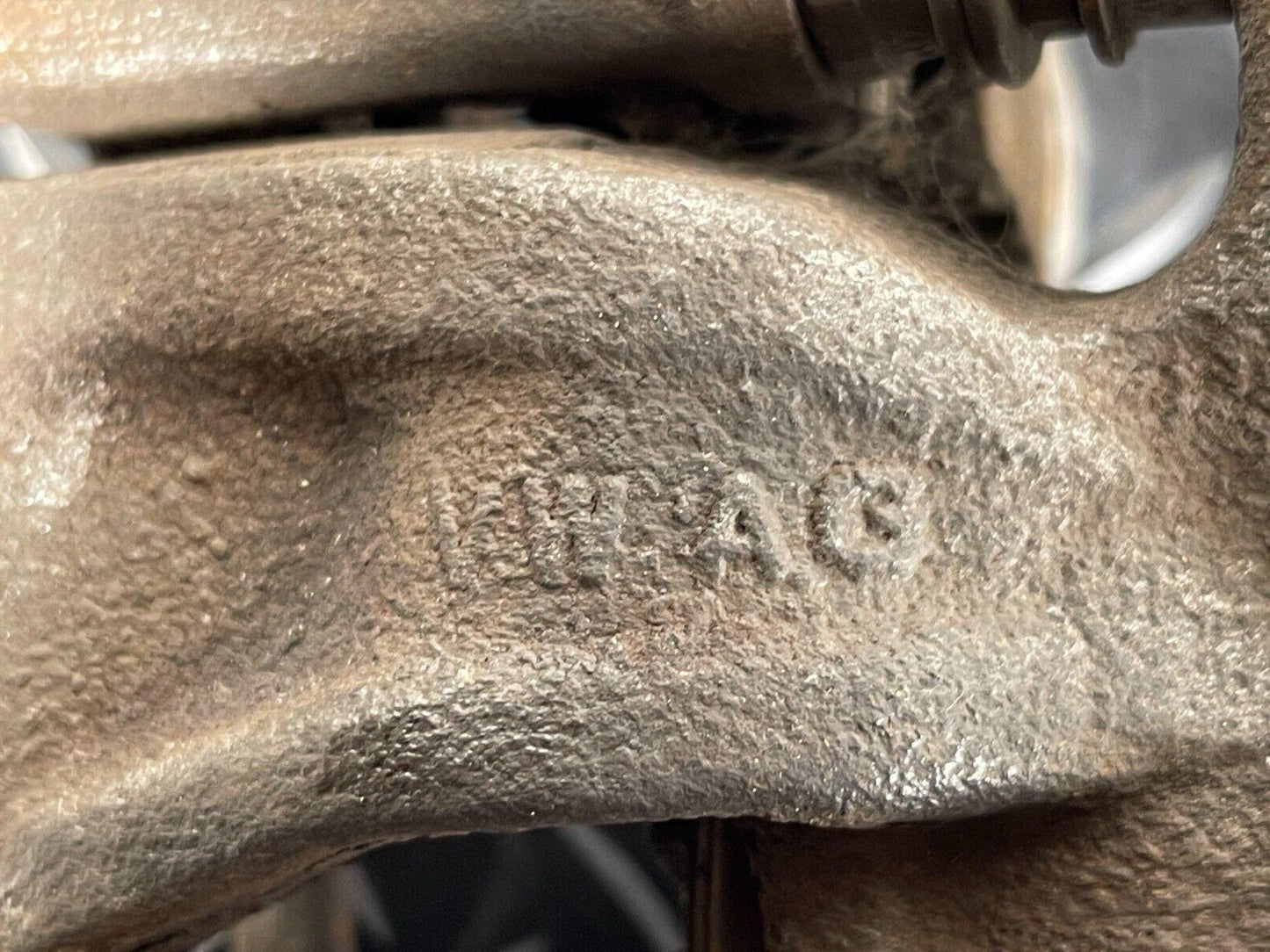 16-19 AUDI A4 B9 GENUINE REAR UK LEFT ELECTRIC BRAKE CALIPER 8W0615405AA