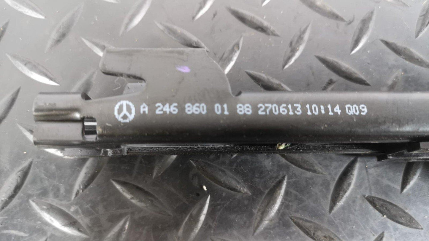 13-19 MERCEDES BENZ CLA W117 C117 FRONT RIGHT SEAT BELT HEIGHT ADJUSTER
