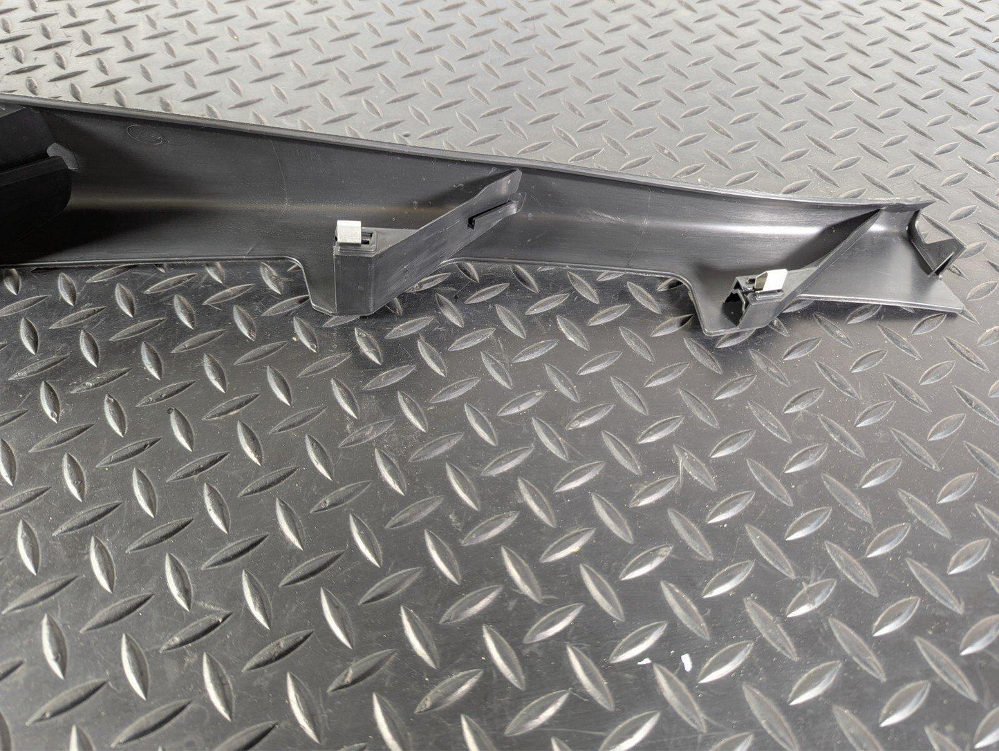 16-19 AUDI A4 B9 GENUINE REAR LEFT INTERIOR SILL PLATE TRIM 8W0867767A