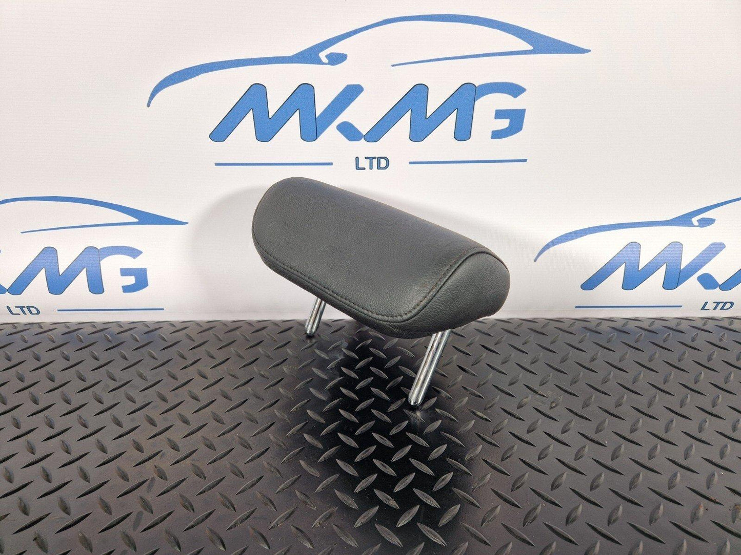 12-18 AUDI A6 C7 REAR SEAT MIDDLE CENTRE HEADREST BLACK LEATHER 4G0885975C