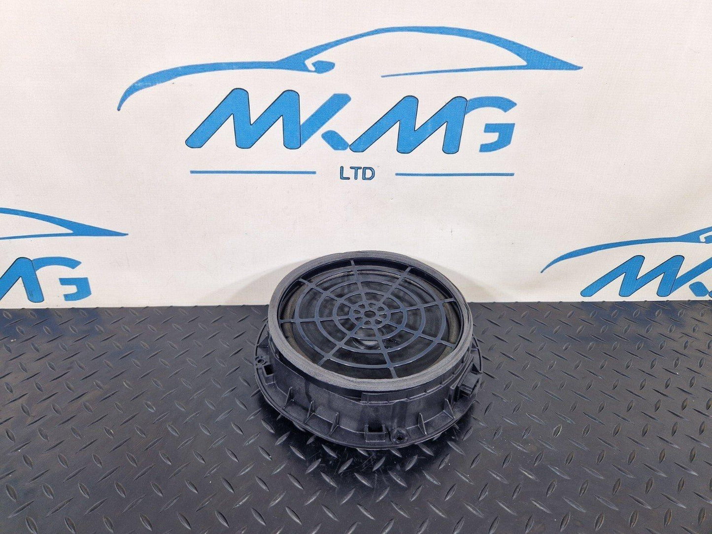 16-19 AUDI A4 B9 S-LINE GENUINE REAR LEFT /RIGHT SIDE DOOR SPEAKER 8W0035411
