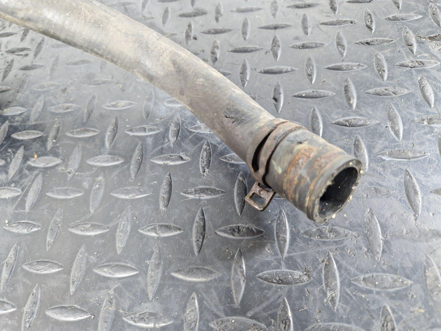 11-19 MERCEDES BENZ ML W166 250.CDI WATER COOLING COOLANT HOSE PIPE A1668305196