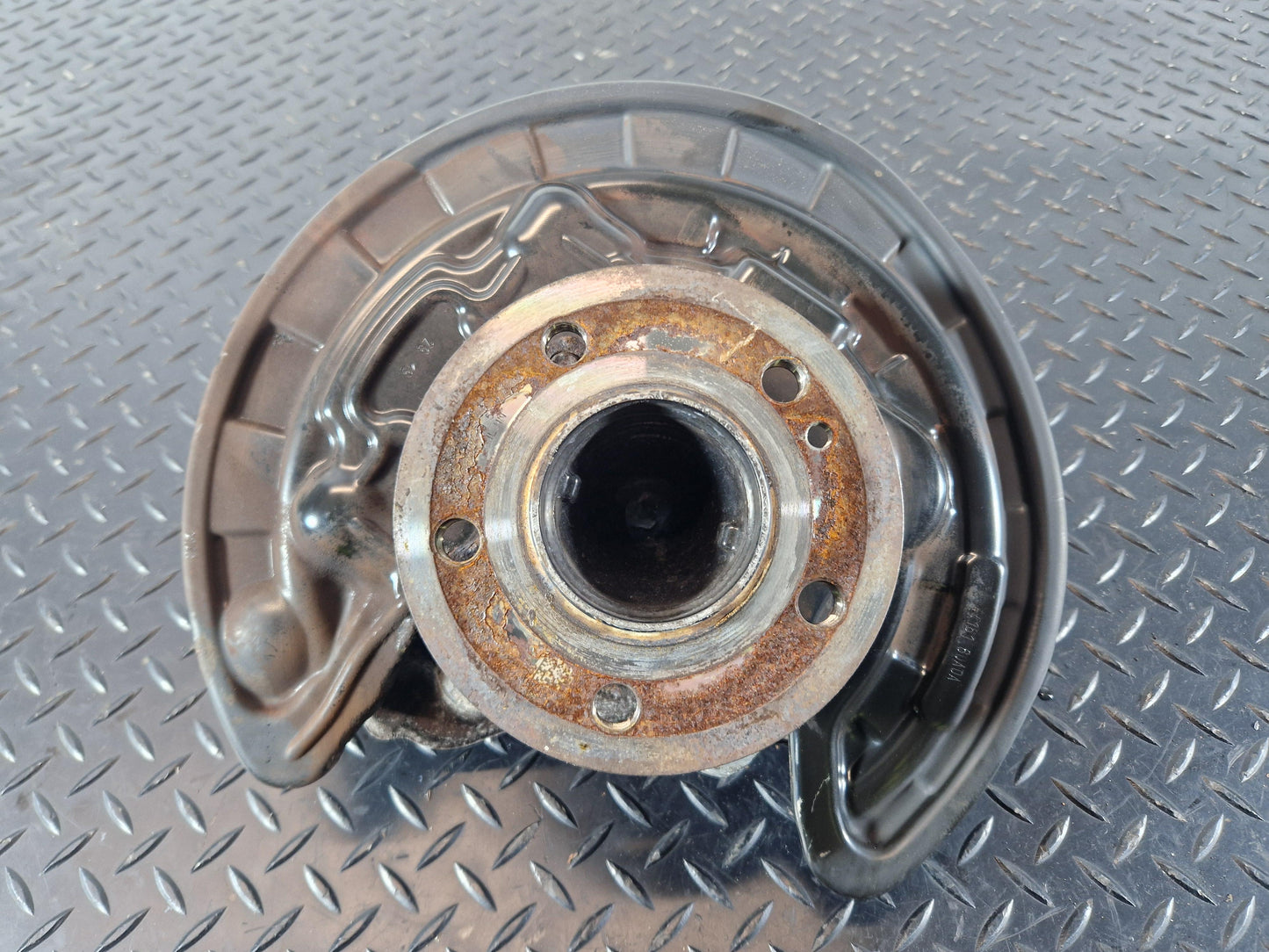 2019 Mercedes-Benz B200d Wheel Cover Hub Cap A2474230120 A2475460900