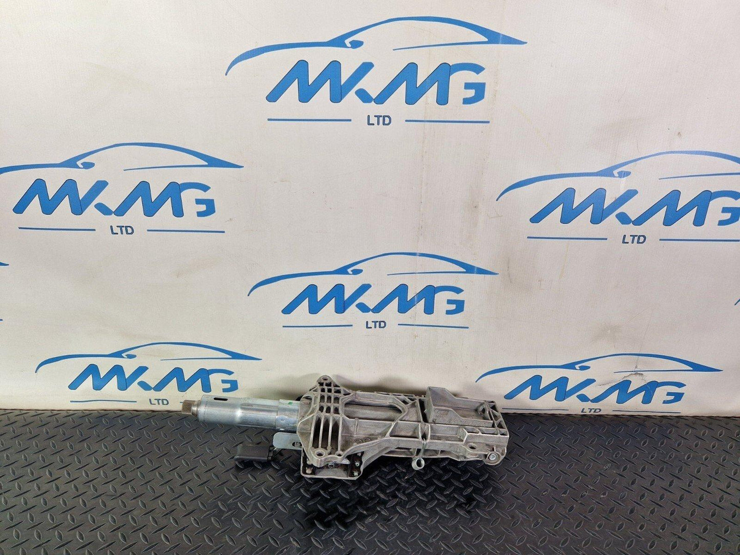 14-21 MERCEDES BENZ C200 W205  GENUINE STEERING COLUMN A2054609001