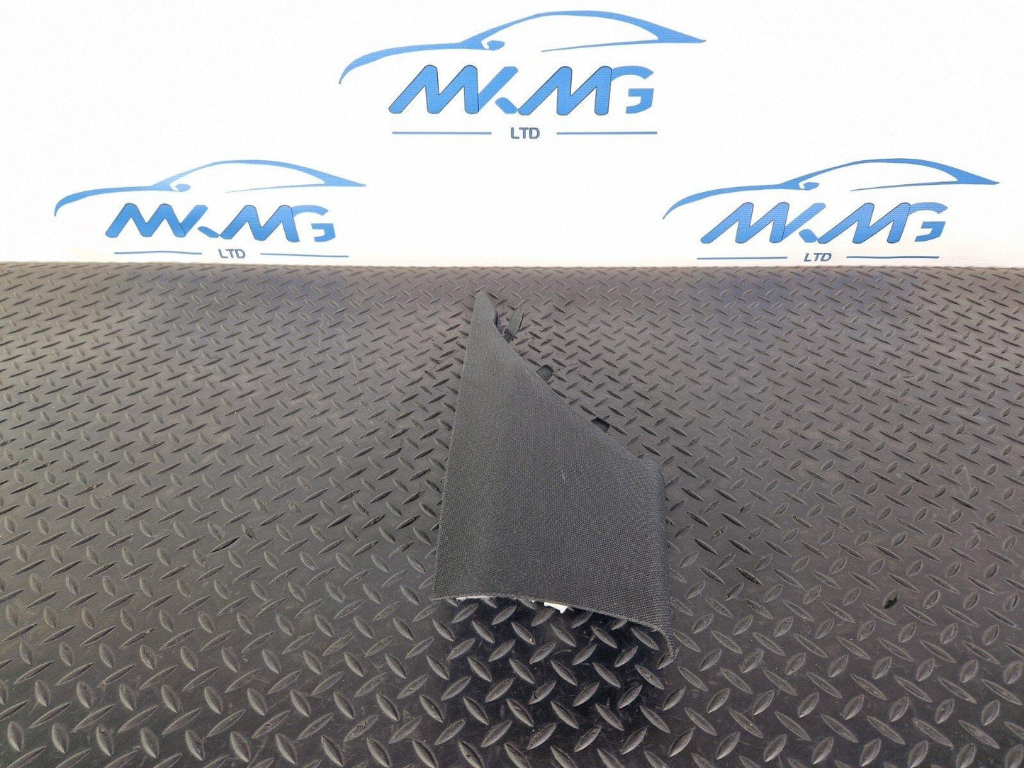 16-19 AUDI A4 B9 S-LINE OEM REAR RIGHT SIDE C-PILLAR TRIM 8W5867246B
