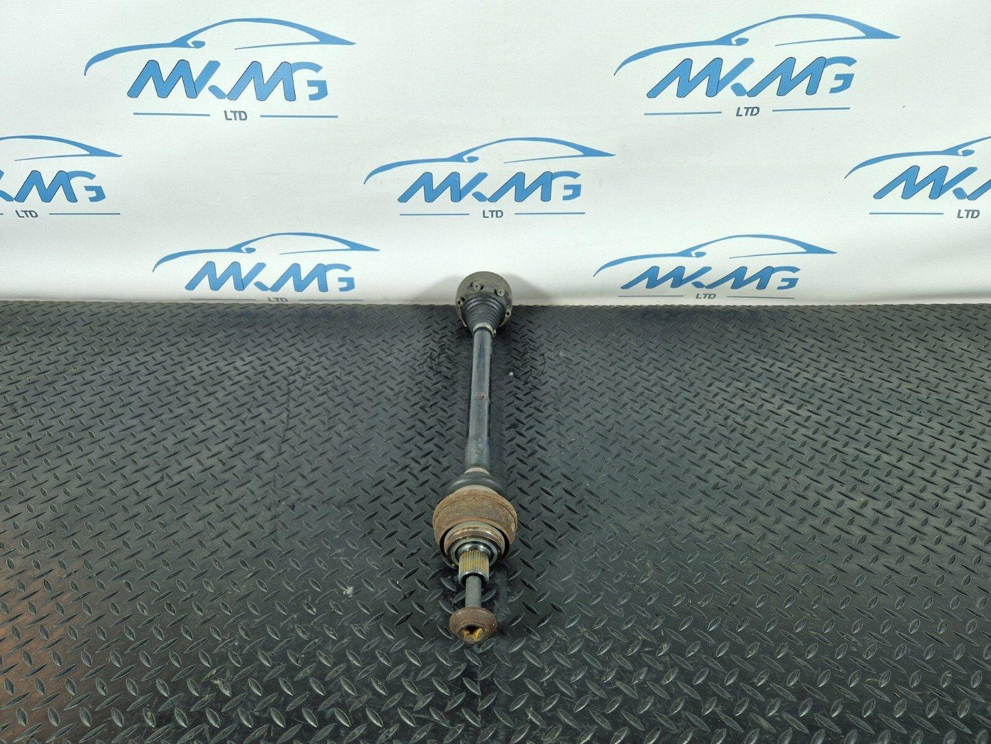 16-19 AUDI A4 B9 GENUINE OEM REAR DRIVESHAFT FITS LEFT & RIGHT 8W0501203D