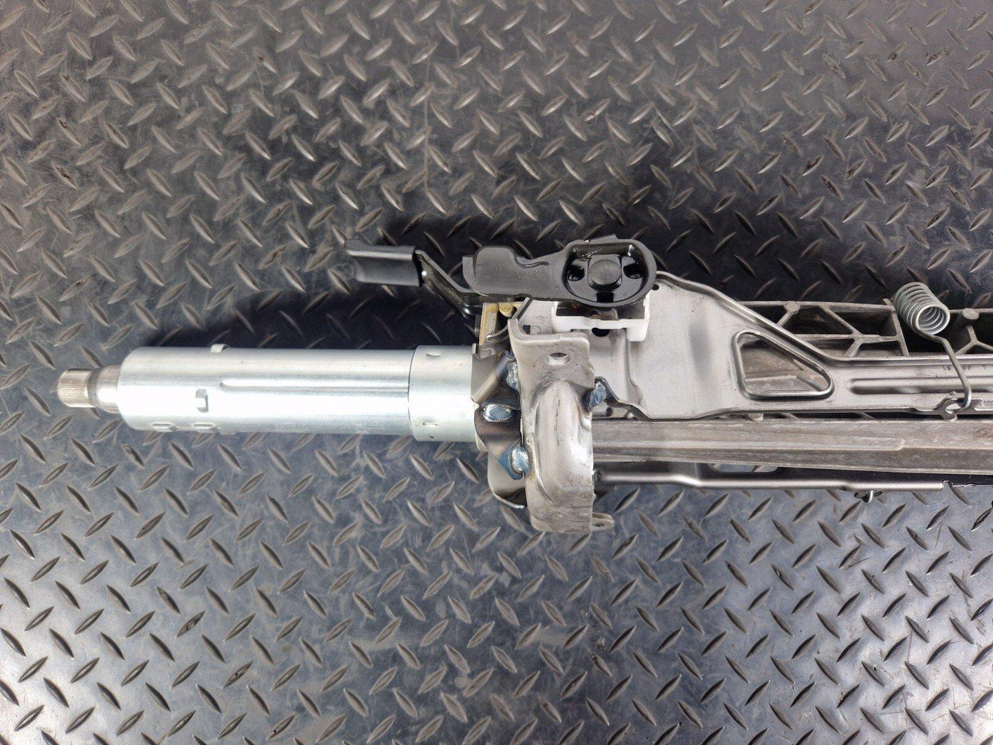 18-ON MERCEDES BENZ A CLASS W177 STEERING COLUMN & LOWER JOINT A2474602800