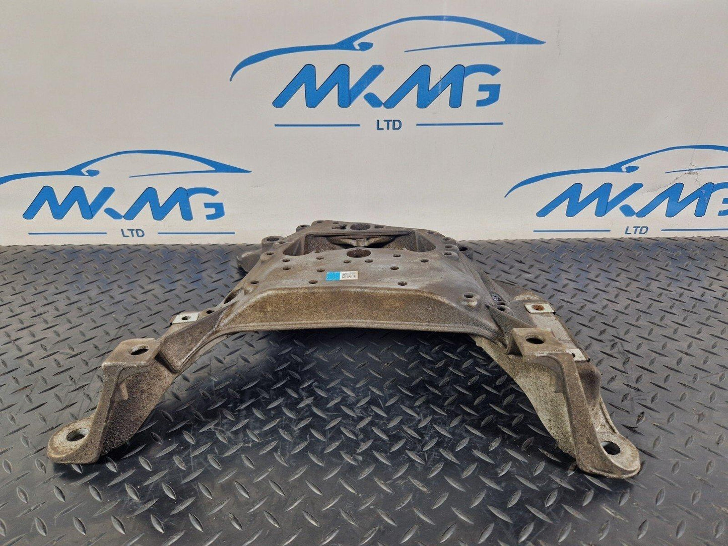 16-23 AUDI S5 COUPE AUTOMATIC GEARBOX TRANSMISSION MOUNT BRACKET 8W0399262