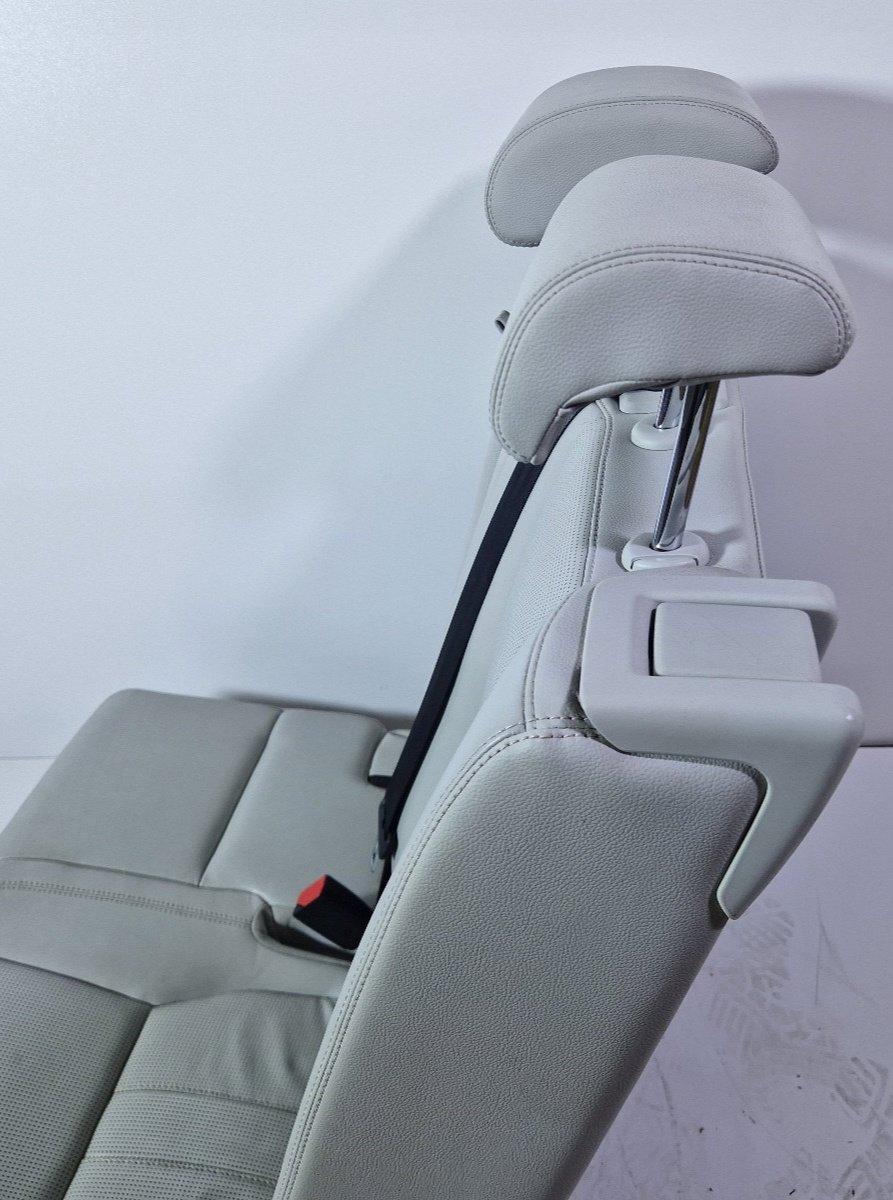 14-19 LAND ROVER L550 DISCOVERY SPORT 2ND ROW LEFT & MIDDLE SEAT SET IN GREY