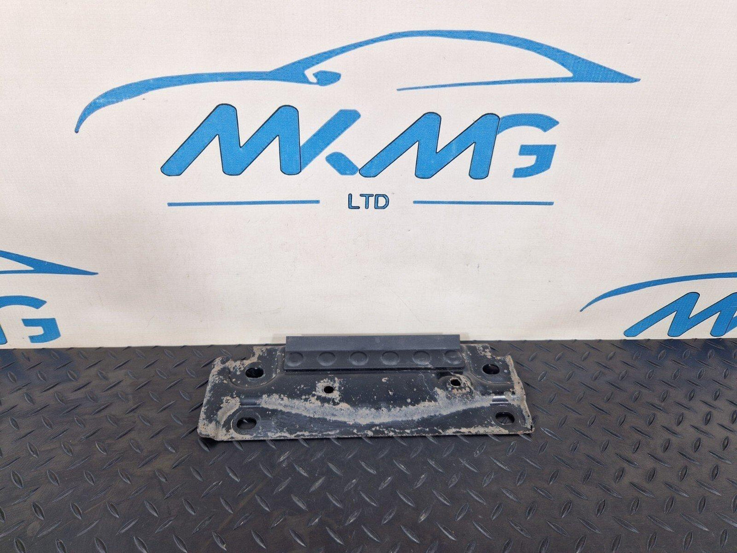 16-19 AUDI A4 B9 OEM MUFFLER MOUNT BRACKET PLATE 8W0803183A