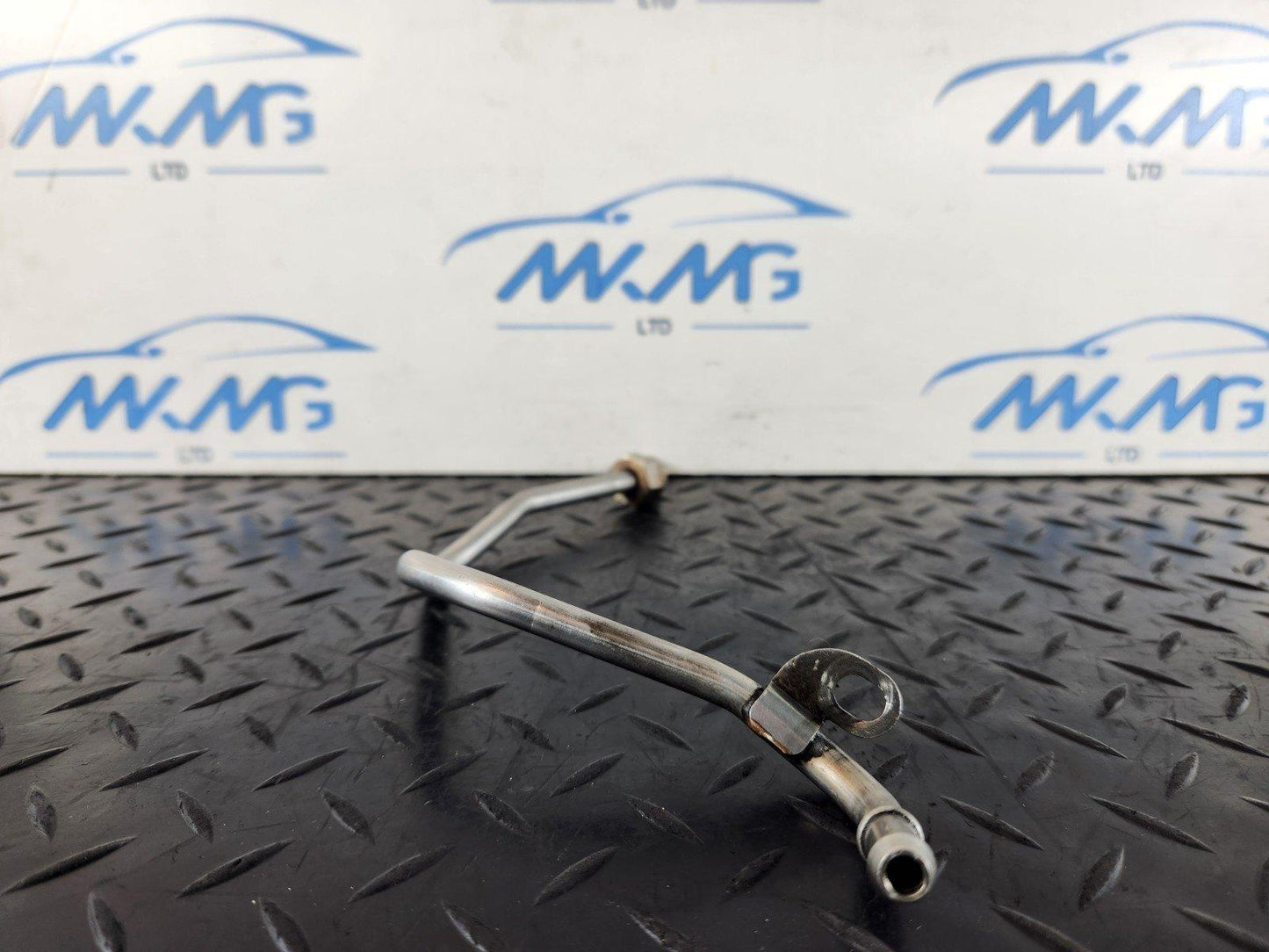 16-19 AUDI A4 B9 2.0TDI DET DIESEL ENGINE GENUINE CONTROL LINE PIPE 04L131552BM