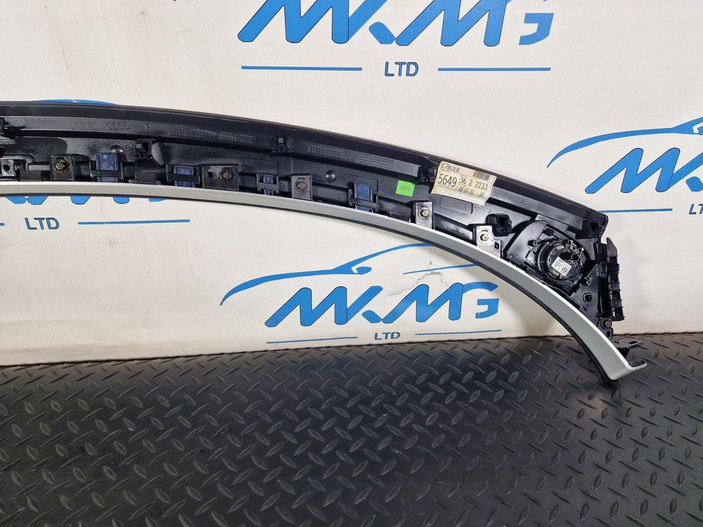 10-18 AUDI A7 4G S-LINE DASHBOARD TOP TRIM PANEL & TWEETERS & CHROME TRIM