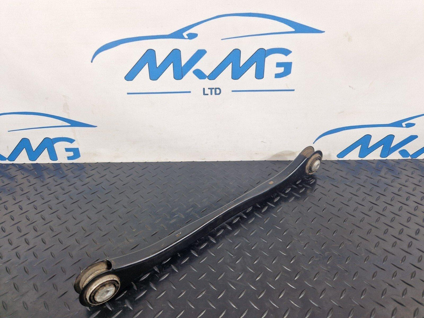 16-19 AUDI A4 B9 AVANT GENUINE REAR LEFT OR RIGHT SIDE CONTROL ARM 8W0501531D