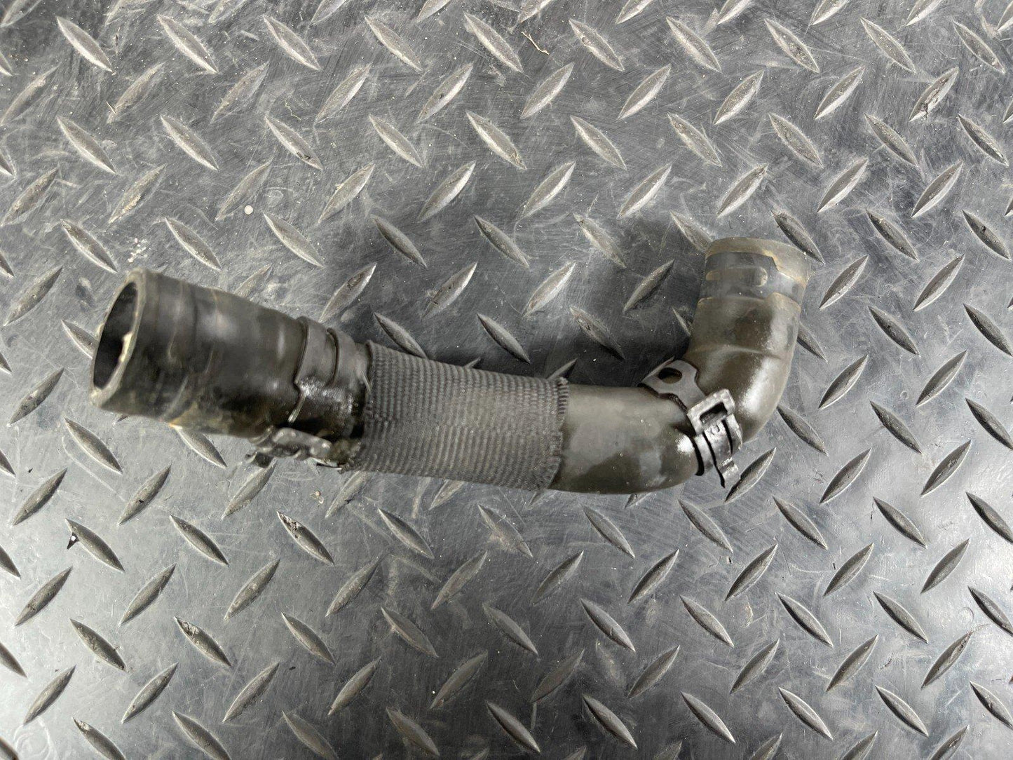 16-23 AUDI A5 F5 SPORTBACK S-LINE WATER COOLANT PIPE 04L122157BE