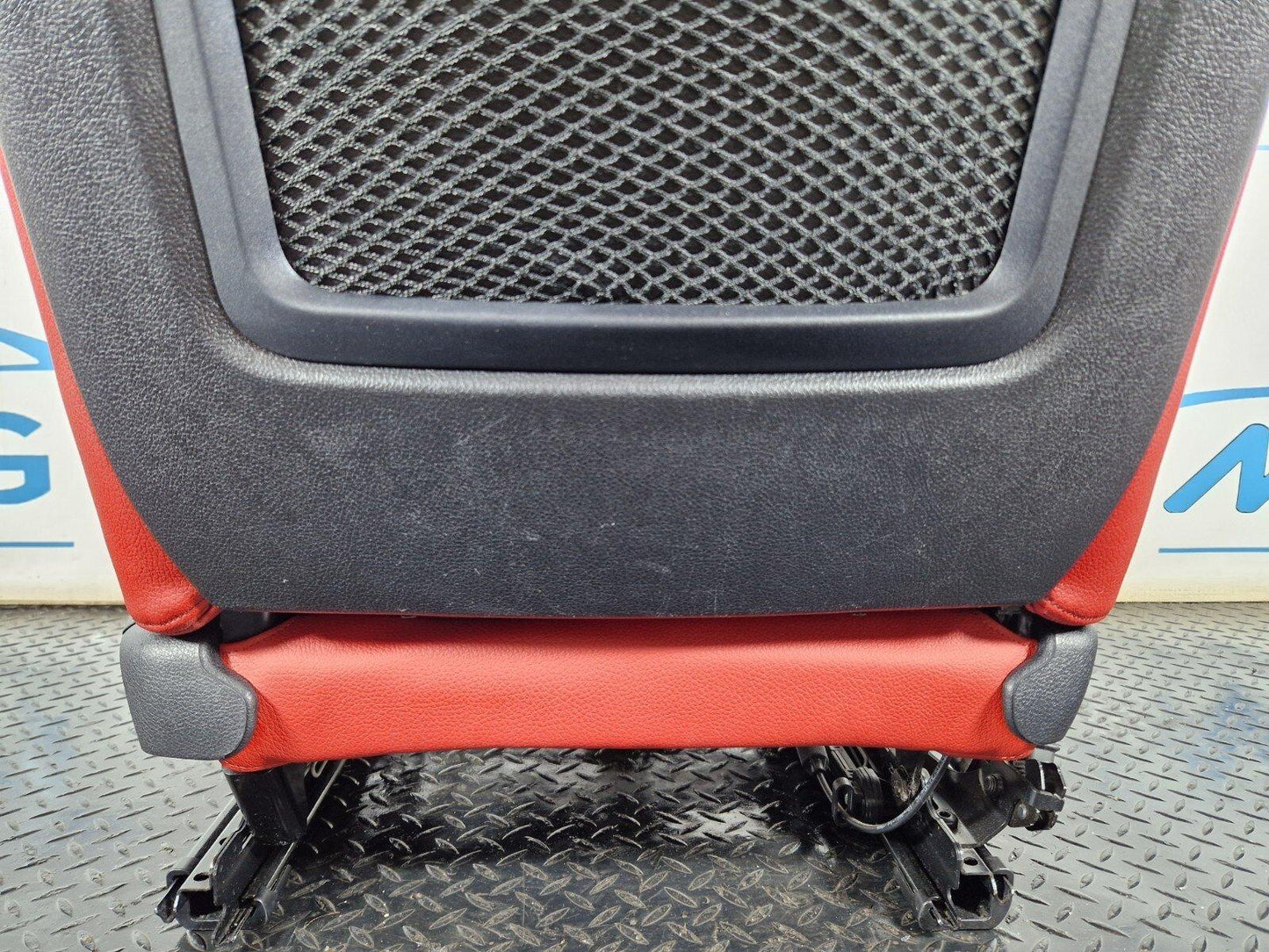 14-16 BMW 2 SERIES F22 GENUINE FRONT LEFT PASSENGER RED SEAT 7243564 9216468