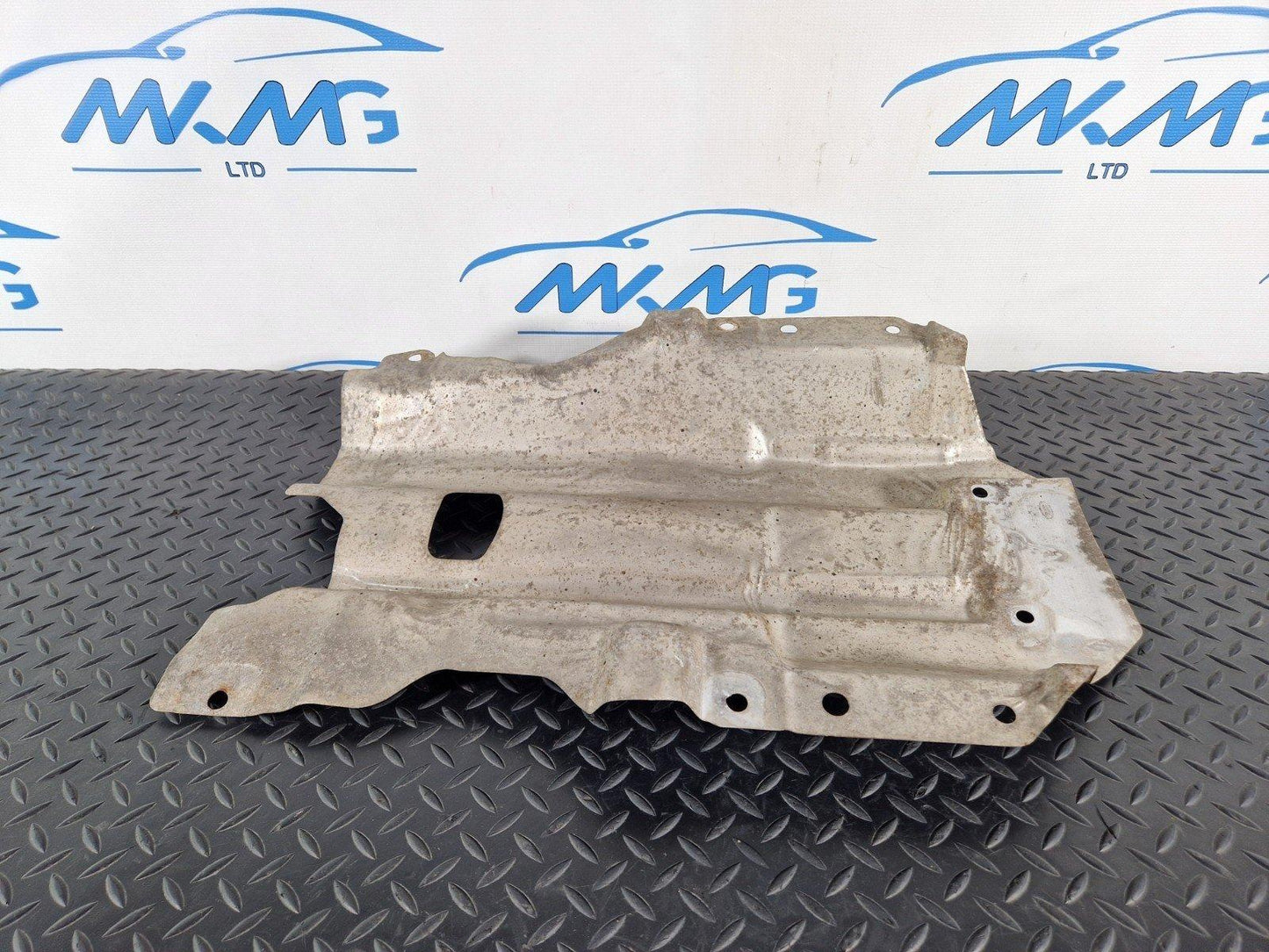14-19 LAND ROVER L550 2.0 DIESEL AJ200 OEM FRONT ENGINE HEATSHIELD GJ329C141A