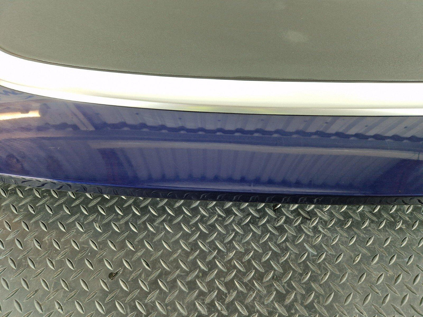 12-17 AUDI S5 CONVERTIBLE OEM ROOF STORAGE LID COMPARTMENT 8F0035225