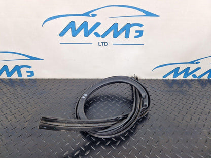 10-18 AUDI A7 4G S-LINE GENUINE ENGINE BAY BONNET RUBBER WEATHER SEAL 4G8823723A