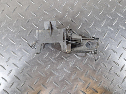 12-18 MERCEDES BENZ B-CLASS W246 SUSPENSION STRUT FRONT LEFT BRACKET A2464210594