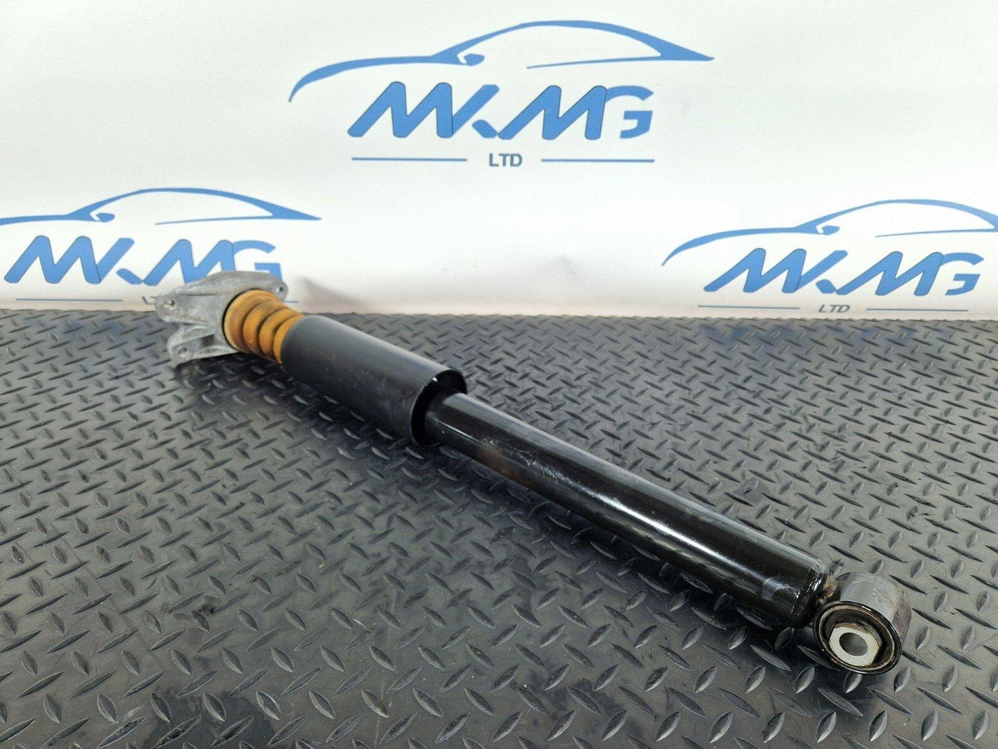 20-24 BMW 1 SERIES F40 REAR LEFT RIGHT N/O/S SPRING STRUT SHOCK ABSORBER 6877075