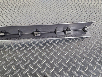 10-15 AUDI Q7 4L GENUINE OEM TAILGATE CENTRE COVER TRIM 4L0867606