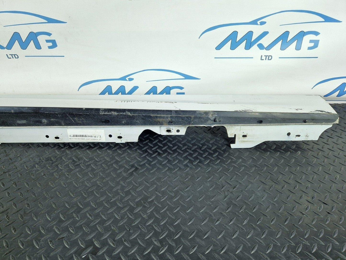 14-16 BMW 2 SERIES F22 M235i RIGHT DRIVER O/S SIDE SKIRT IN WHITE A96 8051948