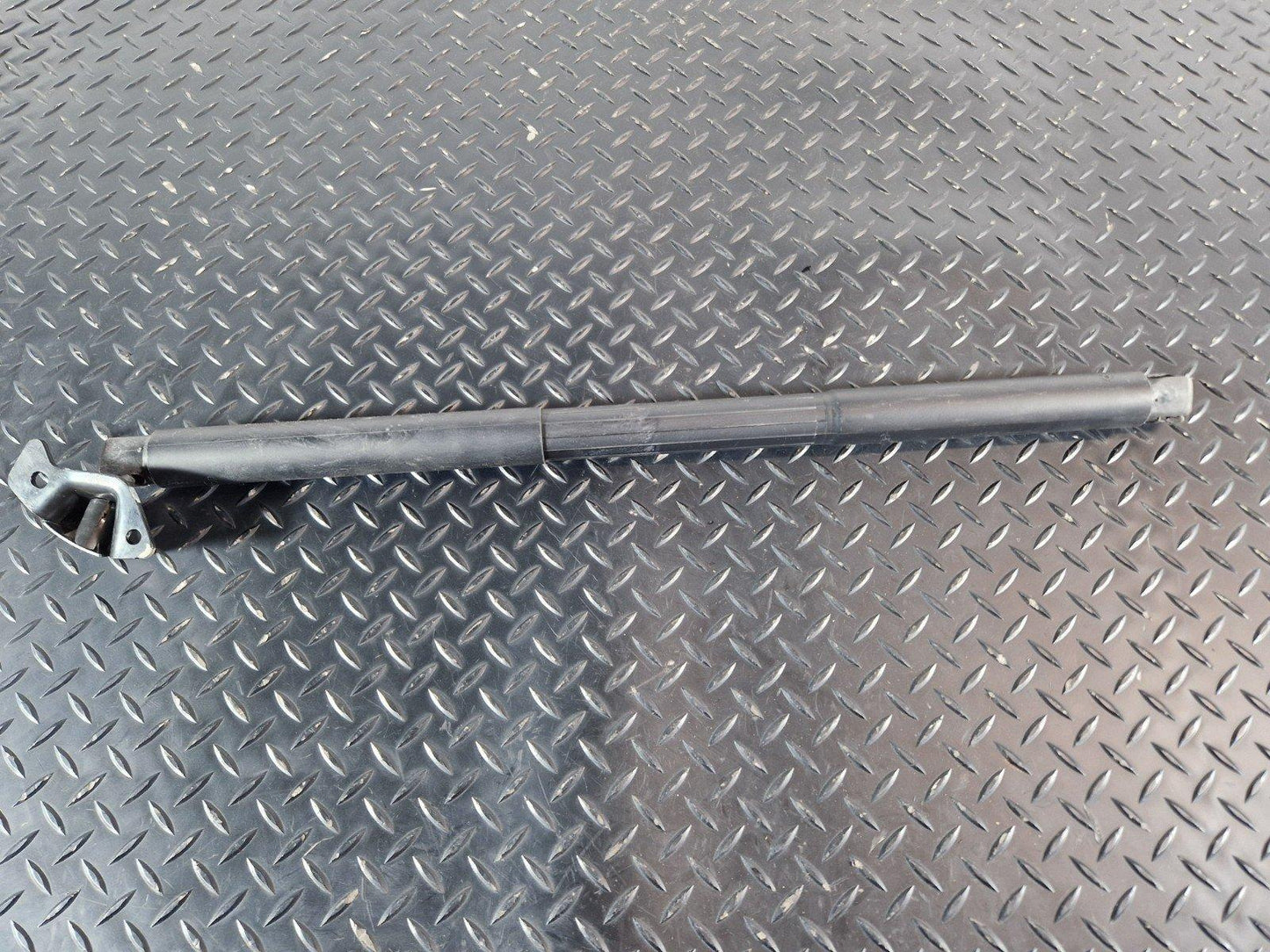 16-19 MERCEDES BENZ GLE W166 REAR LEFT N/S/R TAILGATE GAS STRUT A1669803664