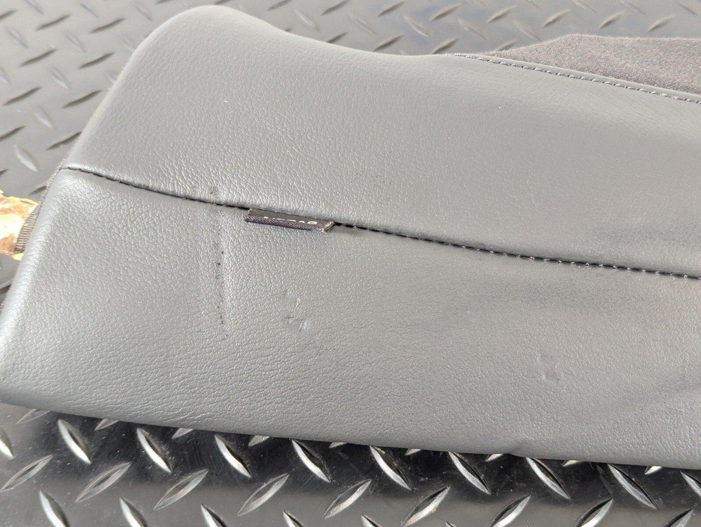 12-18 AUDI A6 C7 GENUINE PASSENGER SIDE LEFT REAR BOLSTER & SAFETY BAG 4G0885703