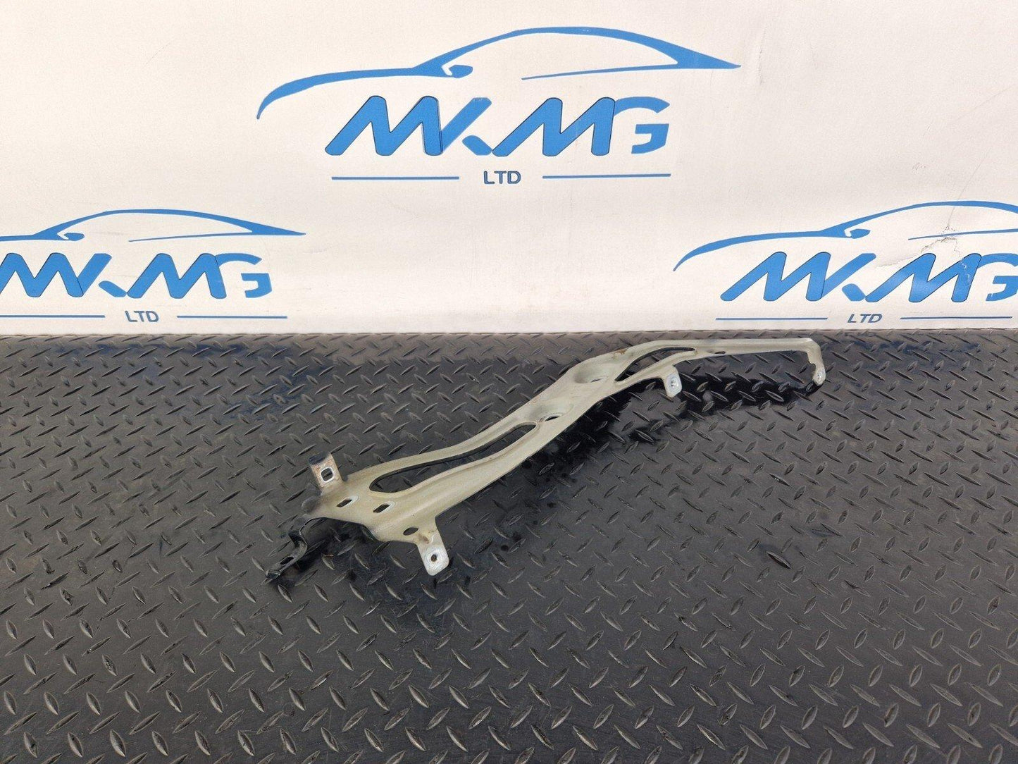 14-21 BMW 2 SERIES ACTIVE TOURER F45 DRIVER SIDE FENDER SUPPORT BRACKET 7297200