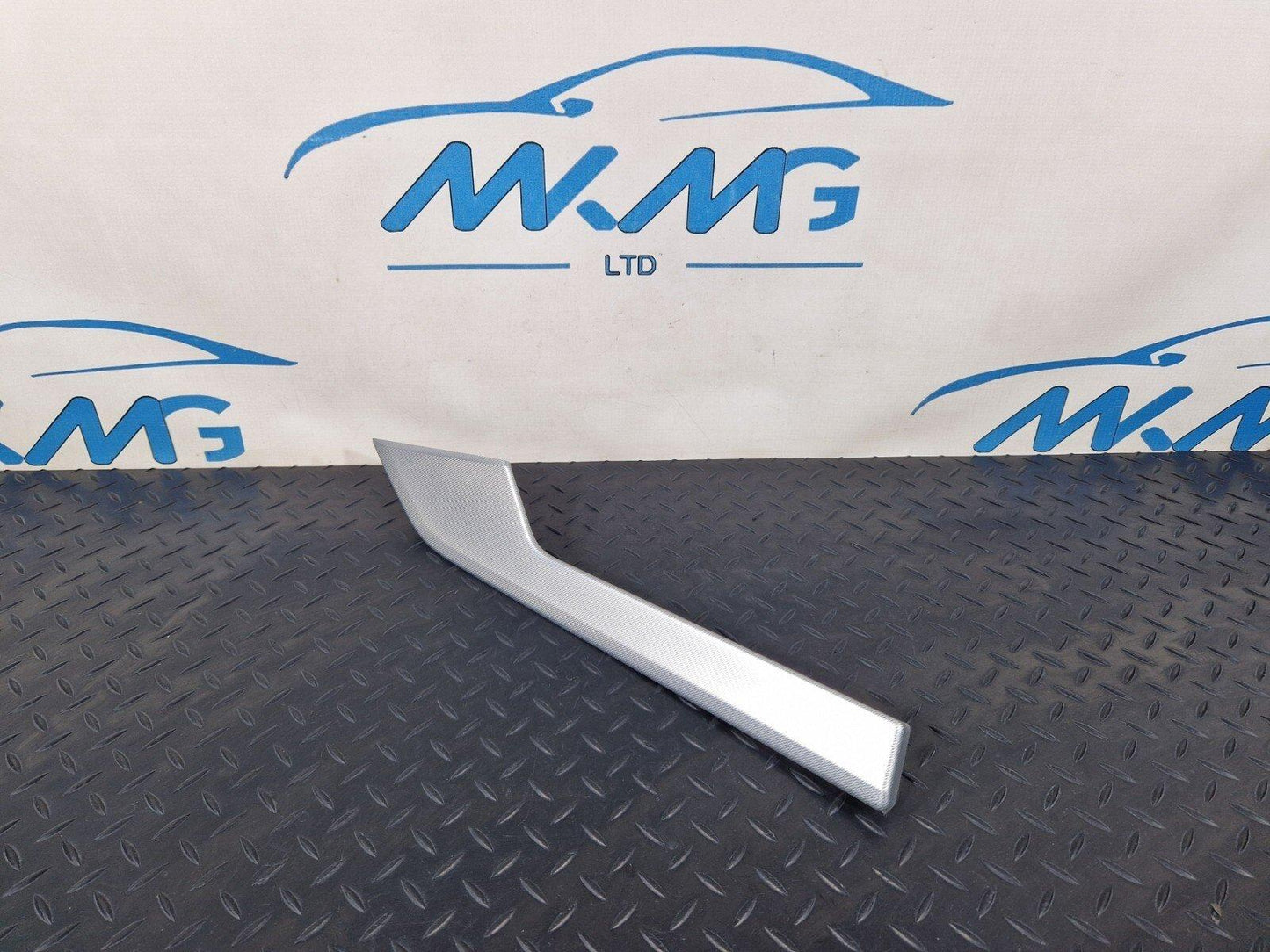 16-19 AUDI A4 B9 GENUINE REAR LEFT N/S DOOR CARD PANEL TRIM 8W0867419