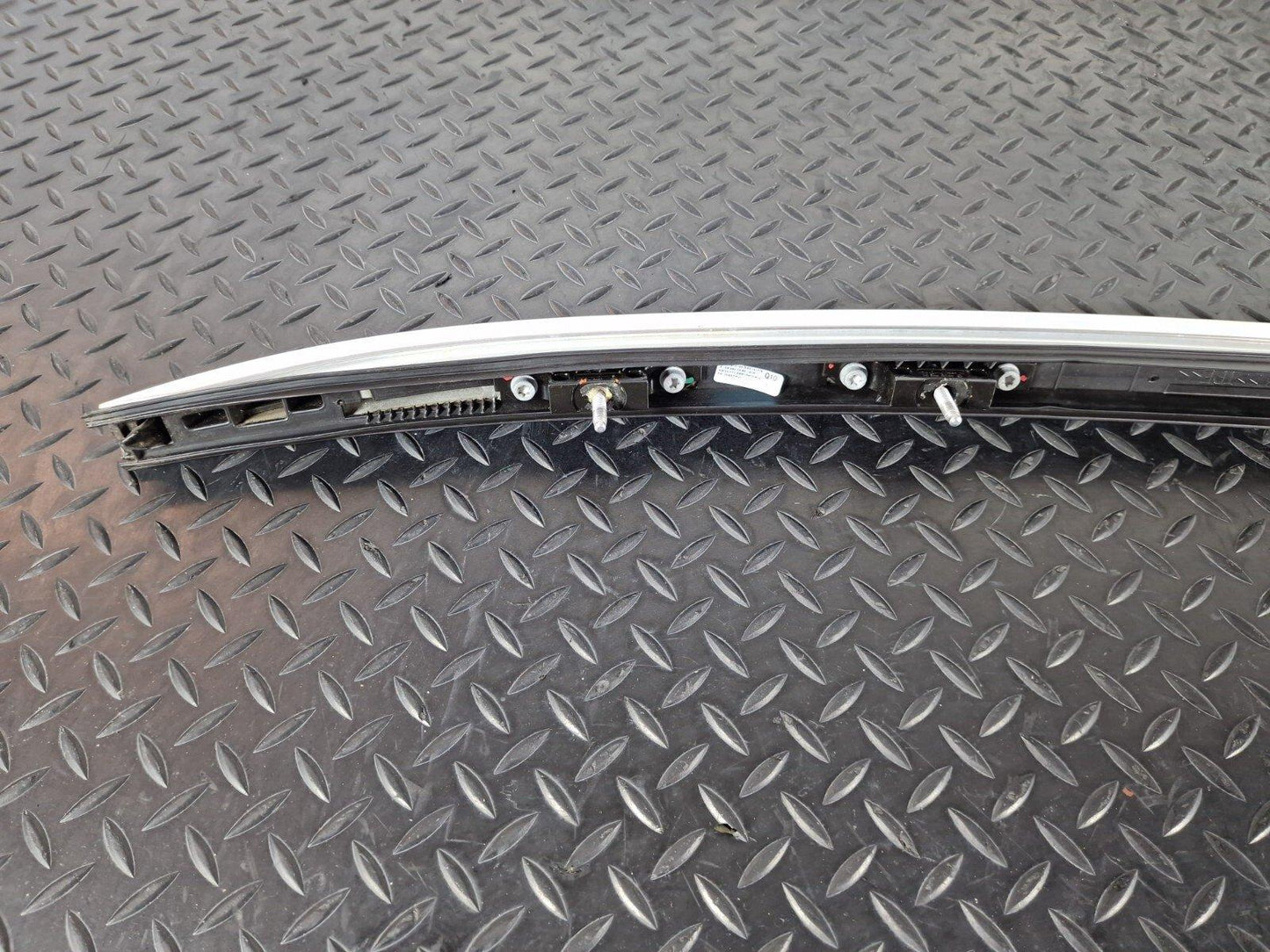 14-20 MERCEDES BENZ GLA 200 X156 OEM RIGHT DRIVER SIDE O/S ROOF RAIL A1568900493