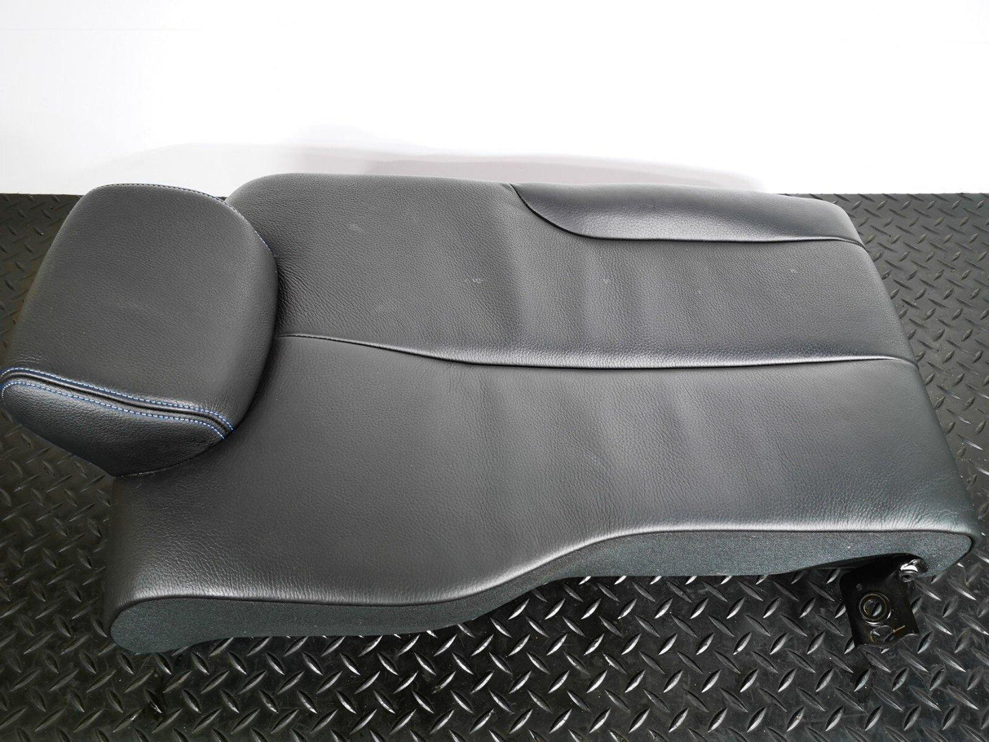 14-20 BMW 4-SERIES M-SPORT F32 GENUINE REAR RIGHT LEATHER SEAT BLUE STITCHING