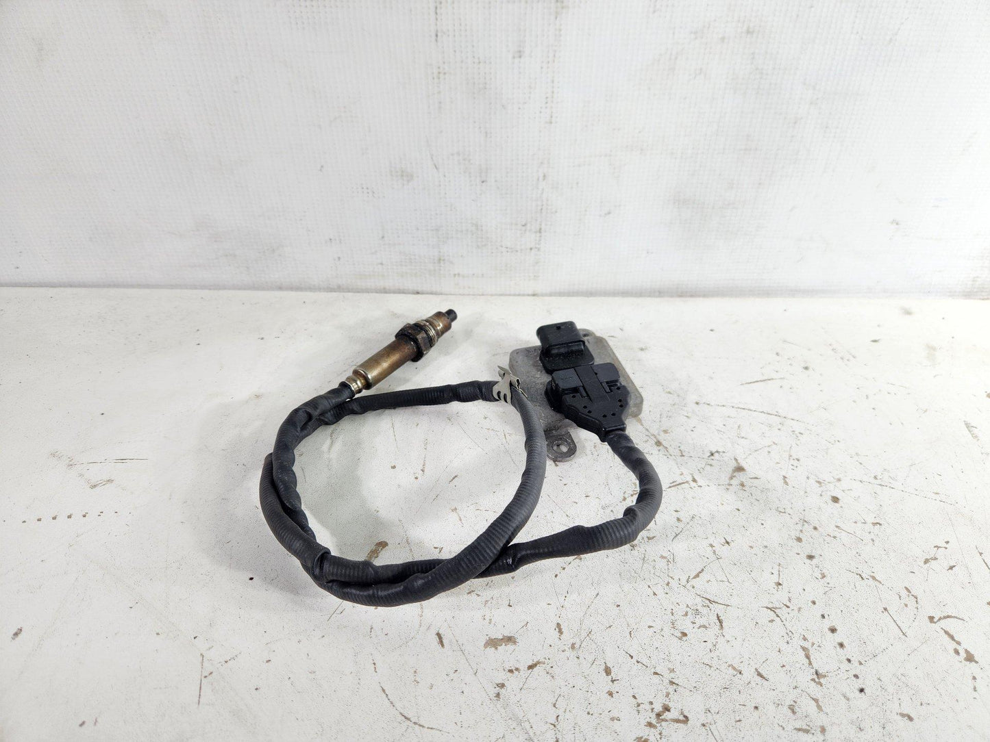 Mercedes-Benz E-Class W212 Genuine Lambda Oxygen Sensor A0009051612