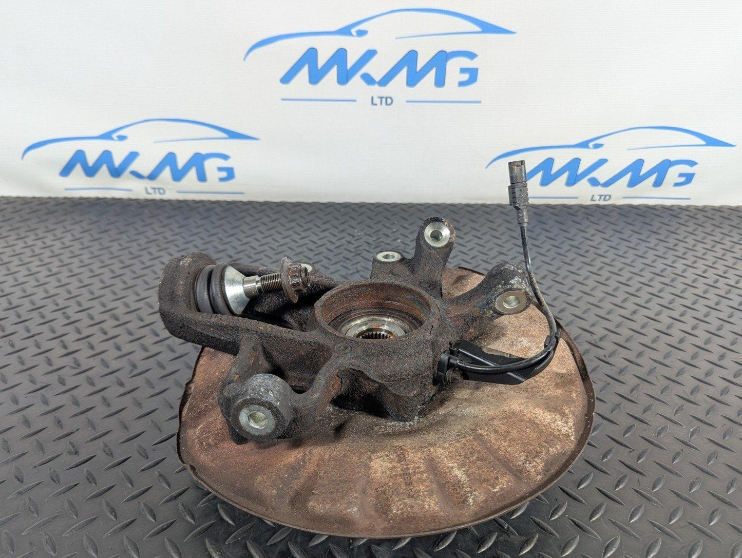 11-19 MERCEDES BENZ ML W166 GENUINE REAR RIGHT WHEEL HUB A1663570105
