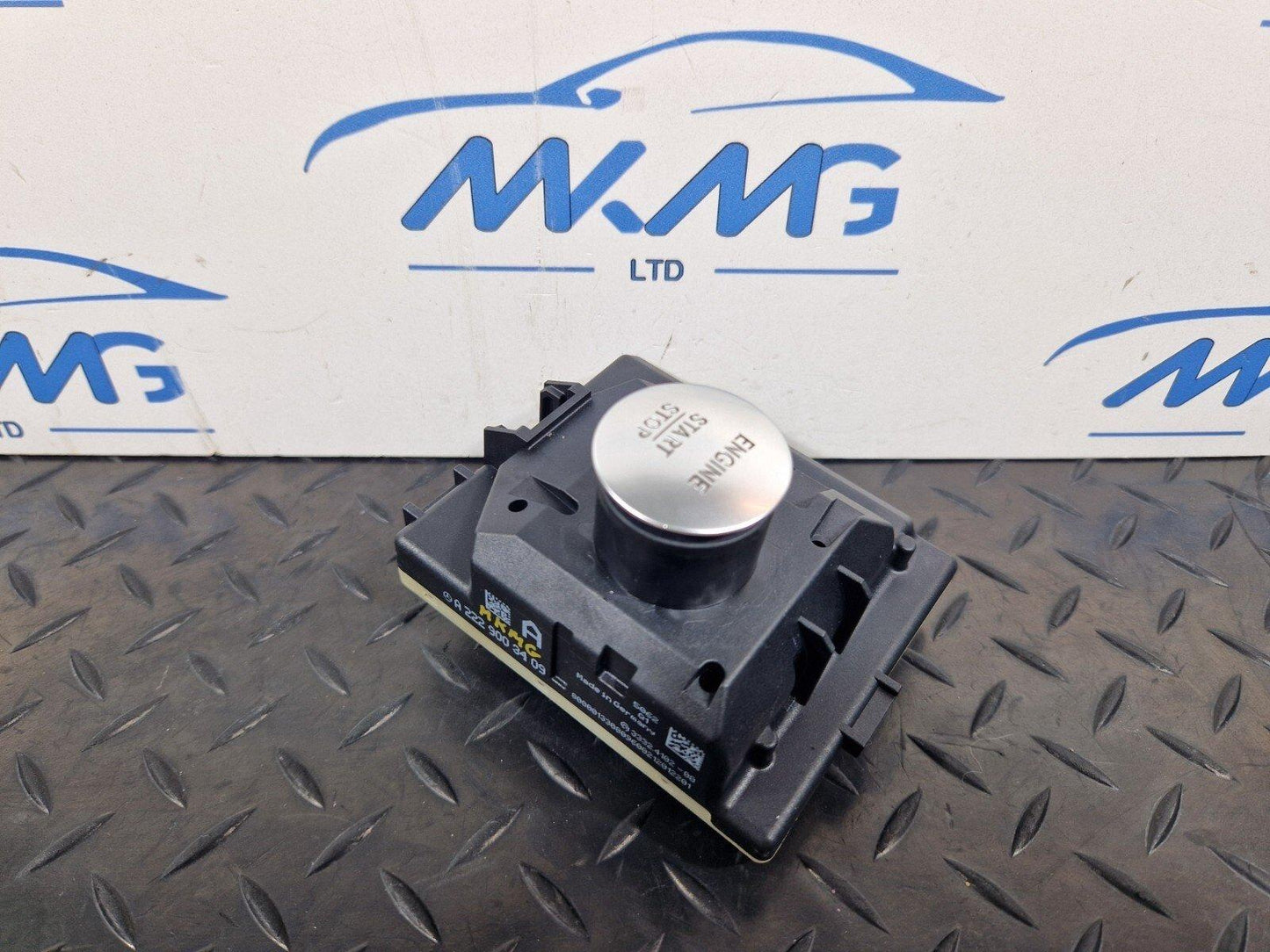 14-21 MERCEDES-BENZ C250D W205 OEM IGNITION SYSTEM START STOP SWITCH A2229003409