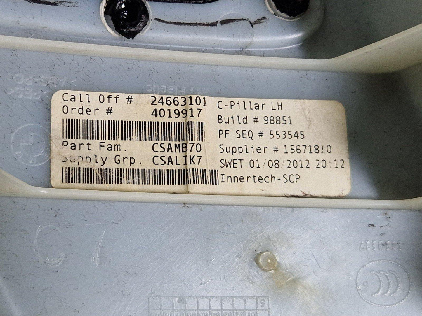 10-13 BMW X5 E70 LCI GENUINE REAR DRIVER SIDE C-PILLAR 9169310