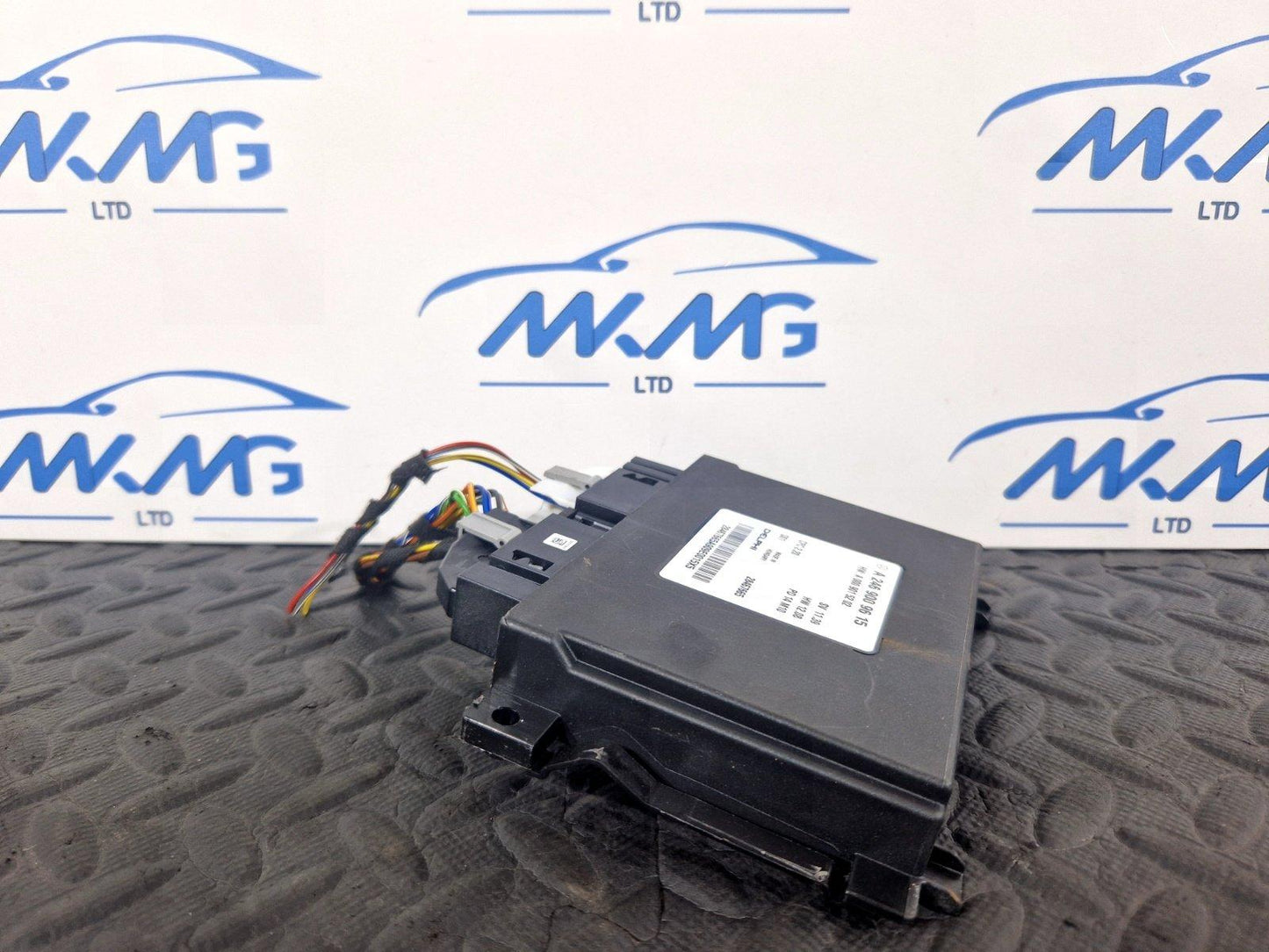12-18 MERCEDES BENZ W176 PDC PARKING CONTROL MODULE A2469009615