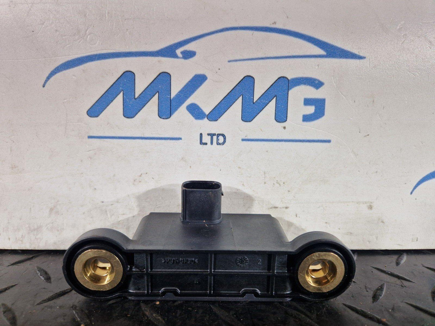 16-19 MERCEDES BENZ GLE W166 YAW RATE SENSOR CONTROL MODULE UNIT A0009052600