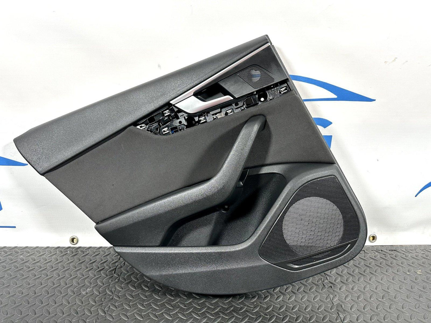 16-19 AUDI A4 B9 SALOON GENUINE REAR PASSENGER SIDE DOOR CARD PANEL 8W0868065