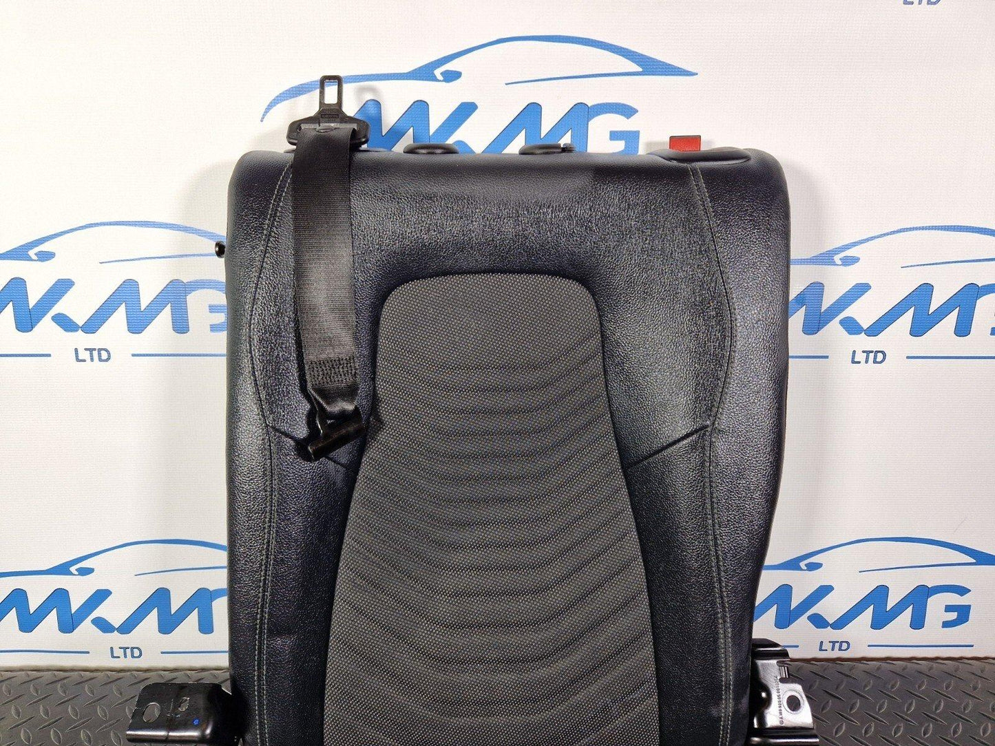 18-ON MERCEDES BENZ A CLASS W177 REAR LEFT PASSENGER SIDE SEAT HALF LEATHER