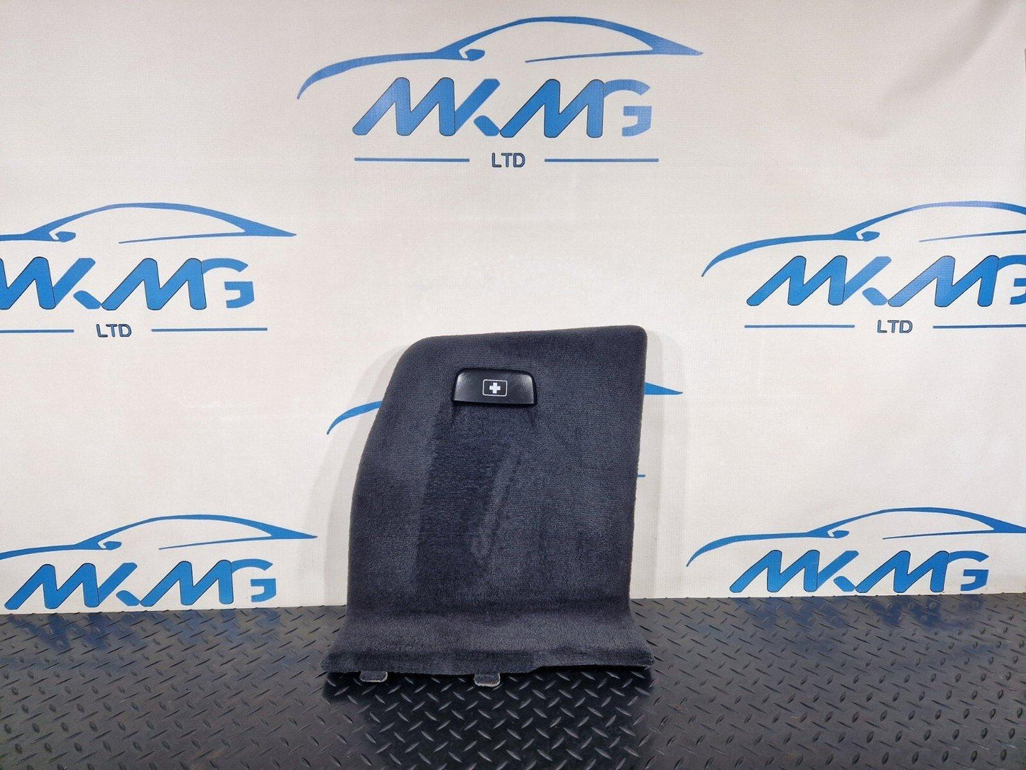 12-18 BMW 4 SERIES F36 BOOT TRUNK FIRST AID PANEL COVER LEFT SIDE 7337229