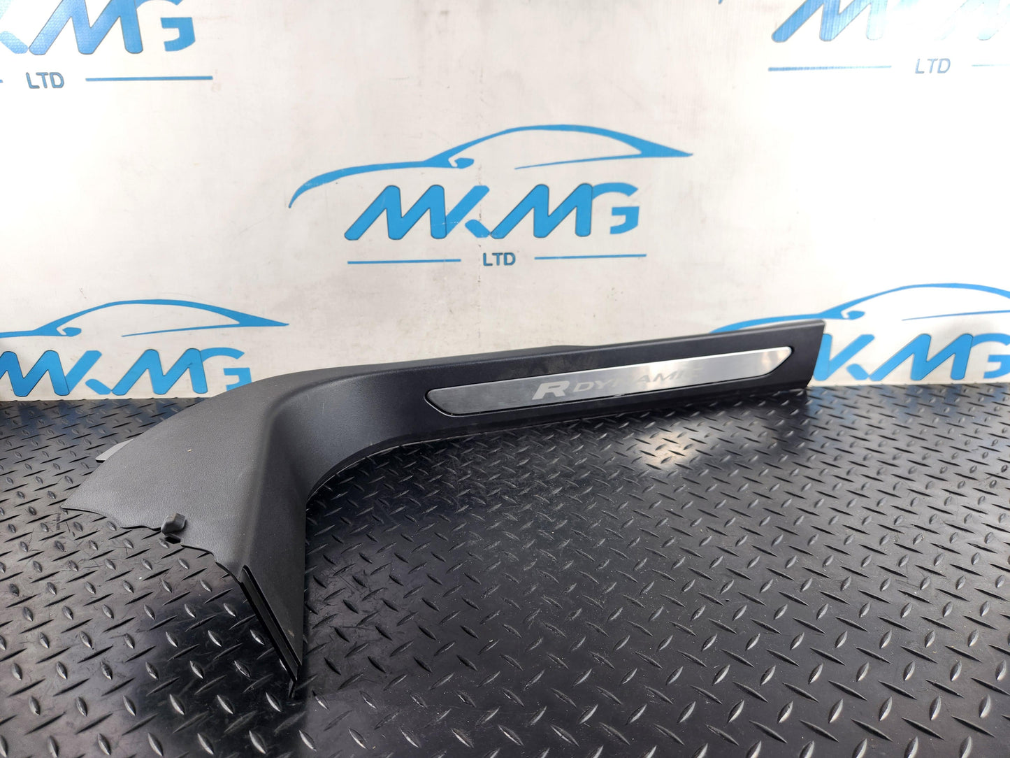 Range Rover Evoque L551 R-Dynamic Kick Plate Tread Trim K8D202349LB