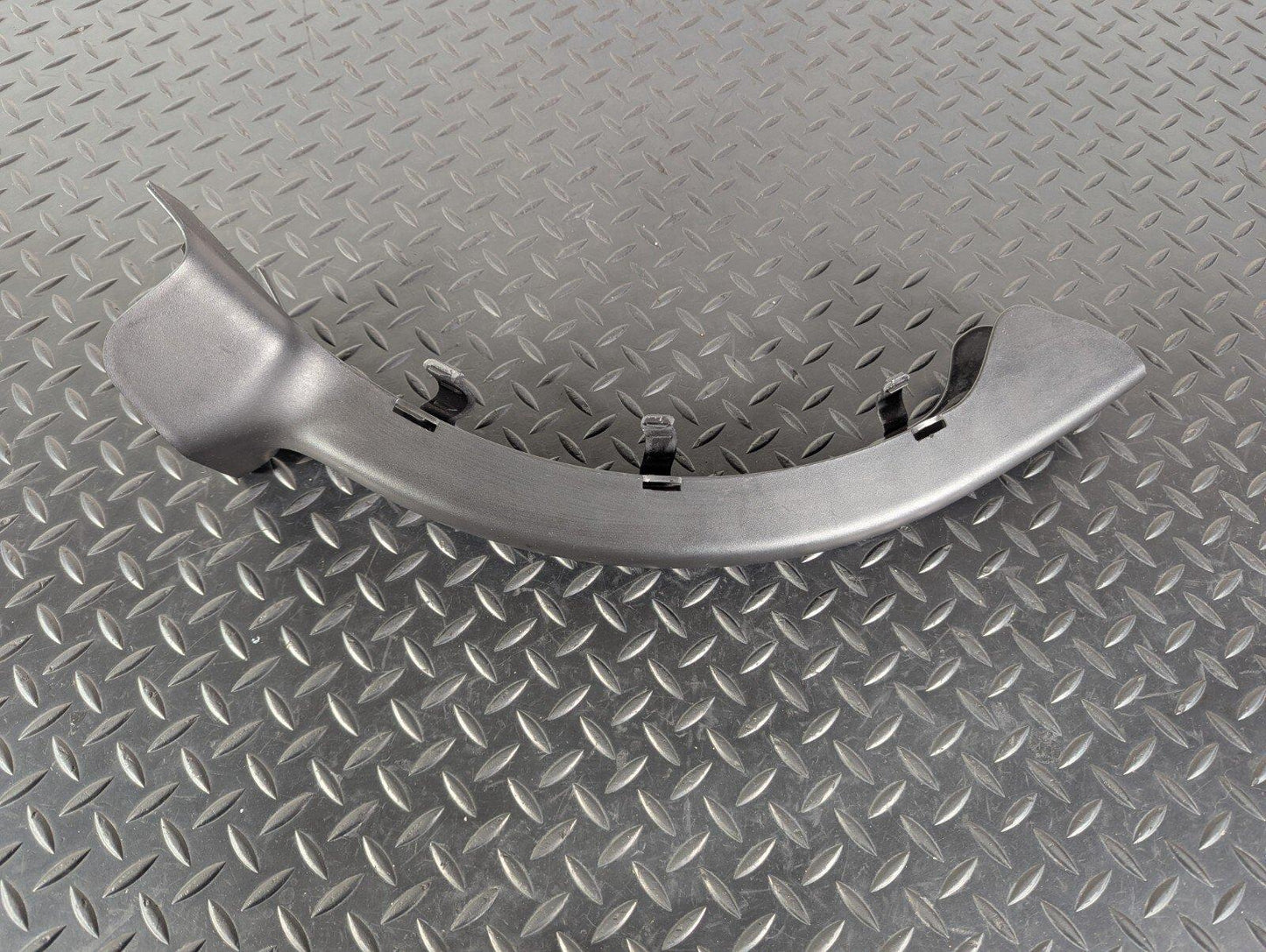 10-17 AUDI A8 4H LEFT  BOOT HINGE COVER TRIM 4H0971445B