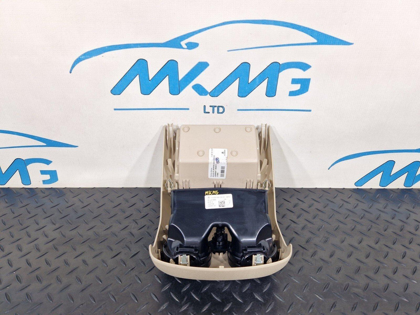 14-21 MERCEDES-BENZ C250D W205 CENTER CONSOLE REAR DUAL AIR VENT A2058300501