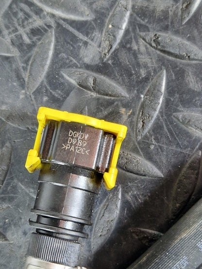 19-ON RANGE ROVER EVOQUE L551 GENUINE FUEL HOSE PIPE M8D29H336AC M8D2-9H336-AC