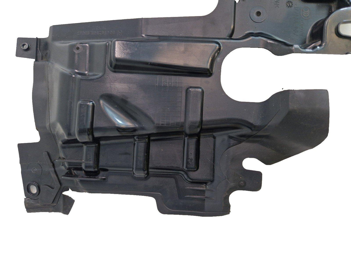 19-ON MERCEDES BENZ A CLASS W177 ENGINE BAY LEFT UPPER PARTITION A1776206300